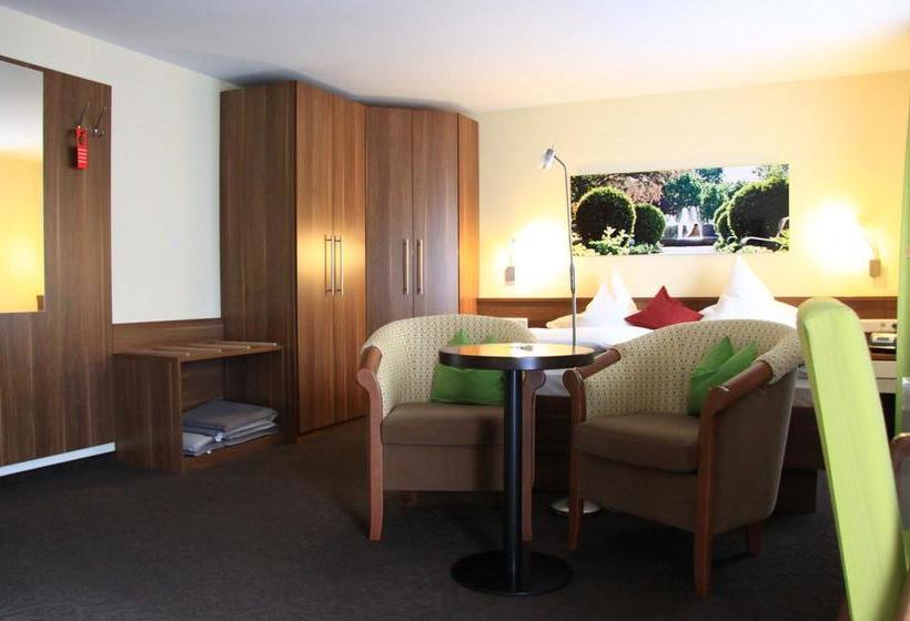 Hotel Garni Vier Jahreszeiten 4