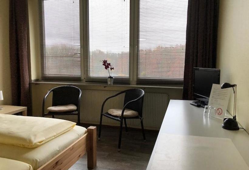 Hotel Am Siebenpfennigsknapp 4