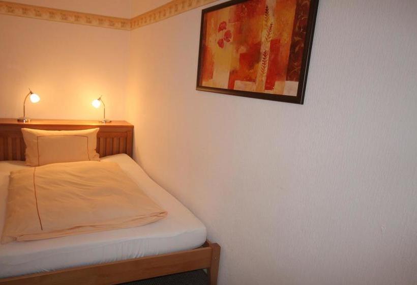 Alter Posthof Hotel Garni 16