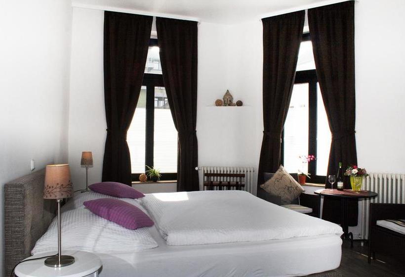 Hotel Klenkes Am Bahnhof 8