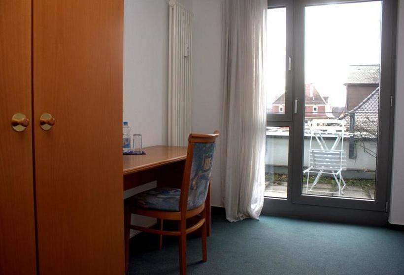 Hotel Metropol Garni 11