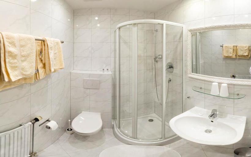 Landhotel Maximilian 3