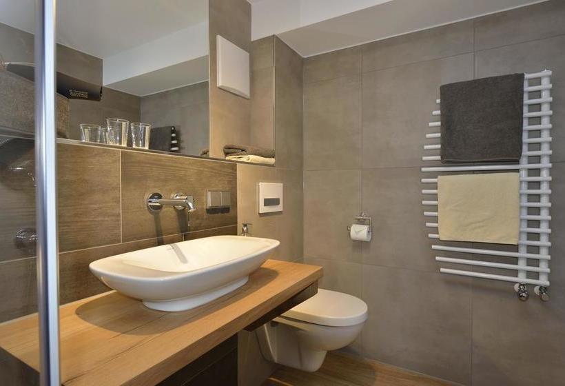 Hotel Pension Waldkristall 11