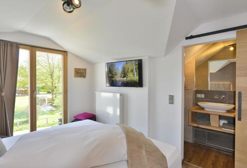 Hotel Pension Waldkristall 14