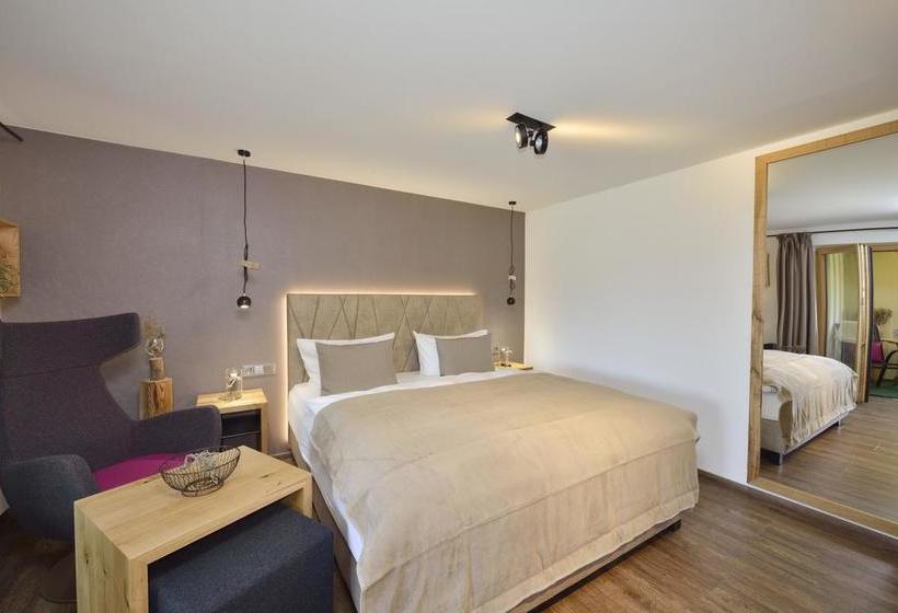 Hotel Pension Waldkristall 15