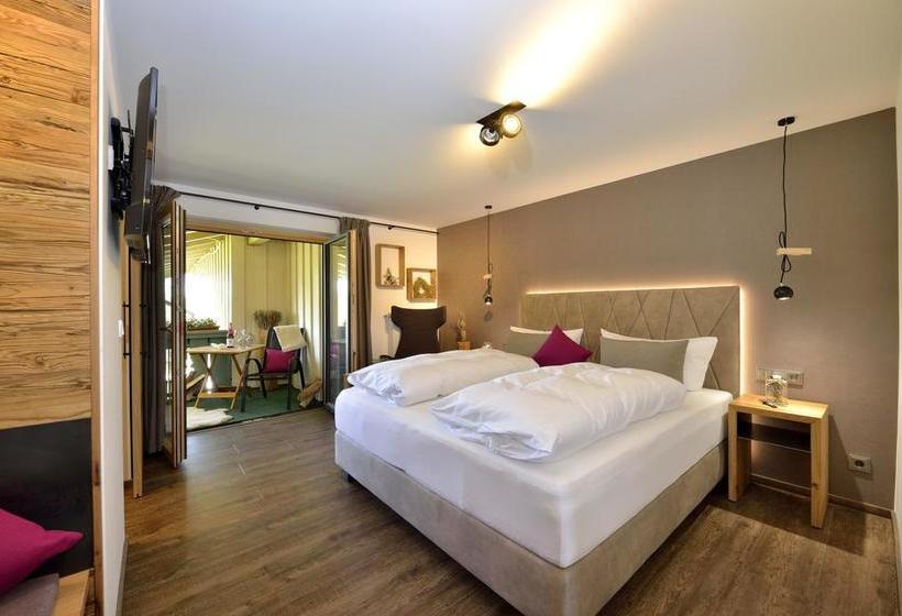 Hotel Pension Waldkristall 16