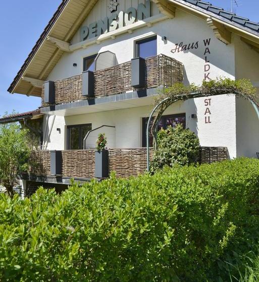 Hotel Pension Waldkristall 3