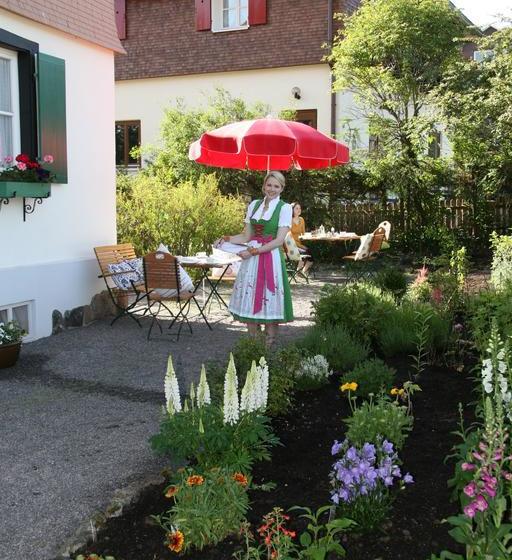 Hotel Am Adlerweg 9 1