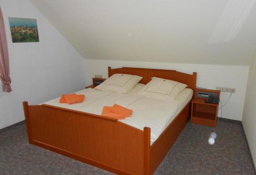 Hotel Goldener Engel /pension 7