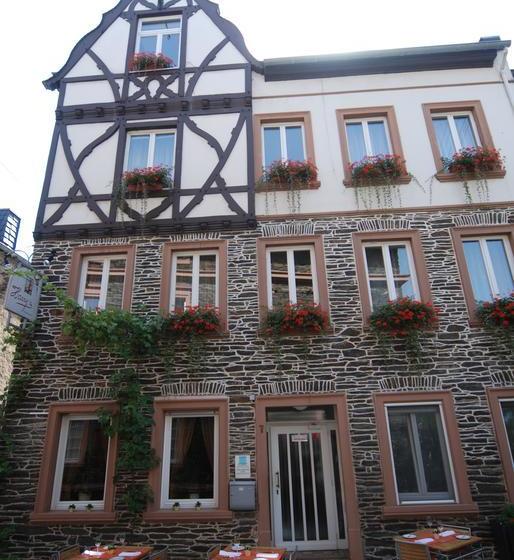 Hotel Harry S Vinothek & Restaurant 1