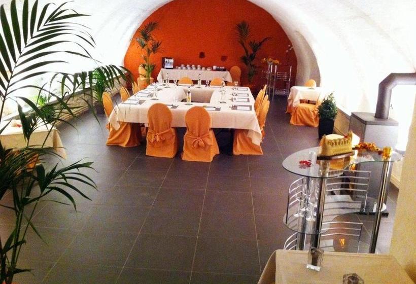 Hotel Harry S Vinothek & Restaurant 10