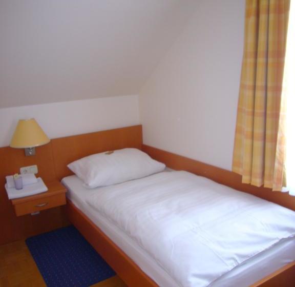 Hotel Deutsches Haus 11