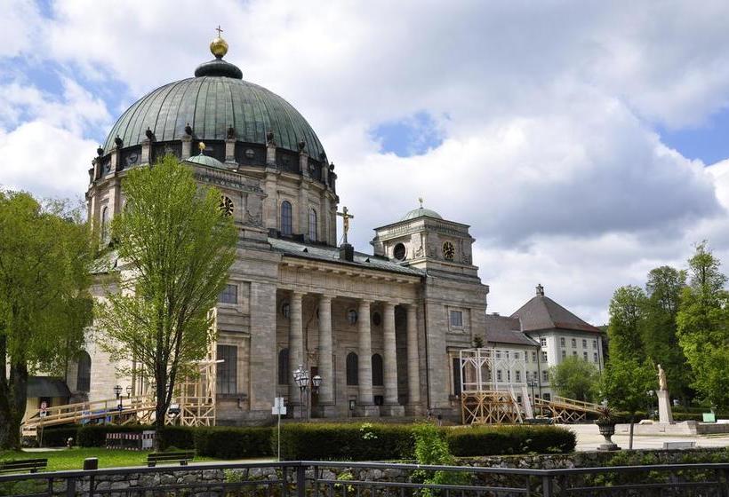 Hotel Pension Gasthaus Zur Schmiede 4