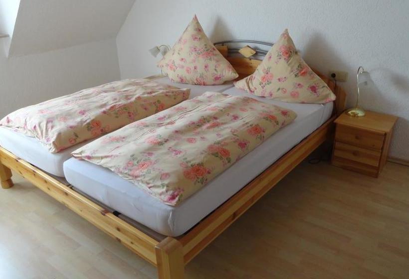 Hotel Zur Grafschaft 1