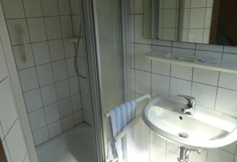 Hotel Zur Grafschaft 12