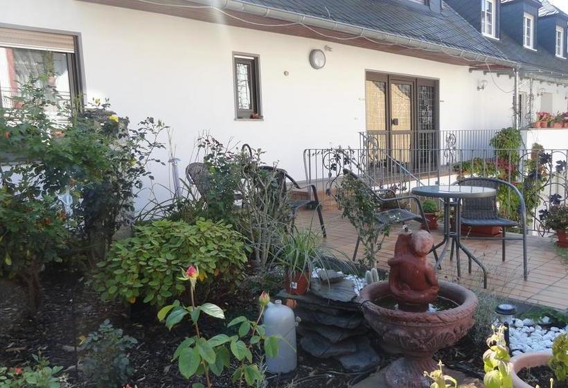 Hotel Zur Grafschaft 13