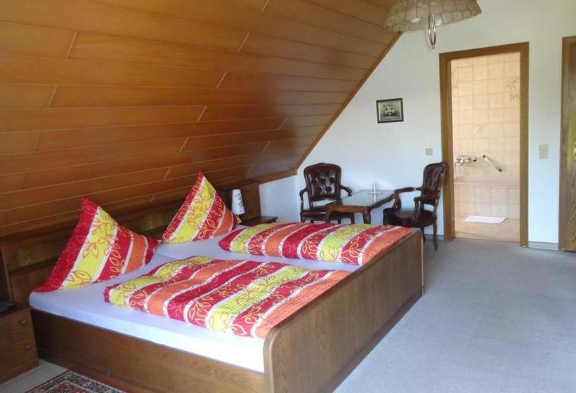 Hotel Zur Grafschaft 18