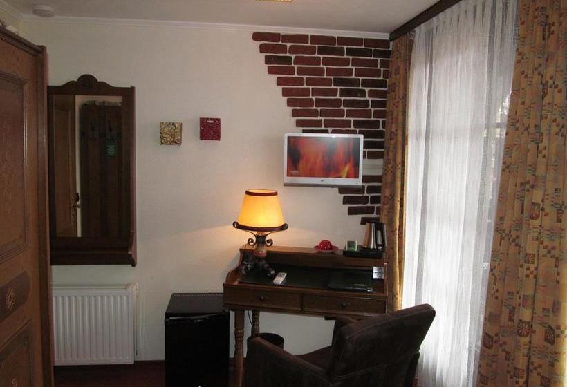 Hotel Landhaus Zur Aue 11