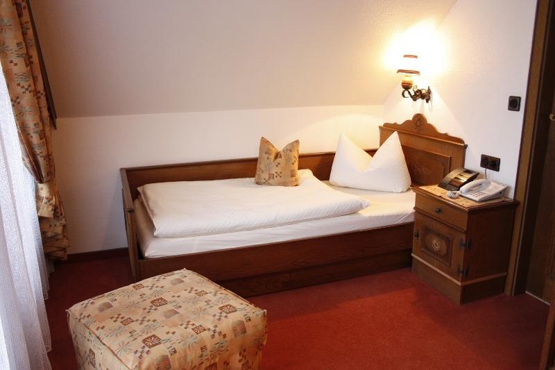 Hotel Landhaus Zur Aue 12