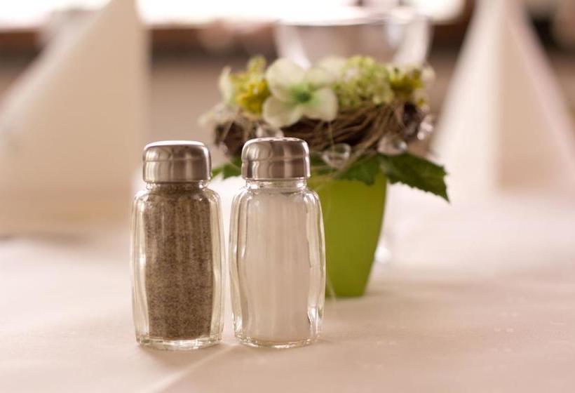 Hotel Weinhaus Weis 6