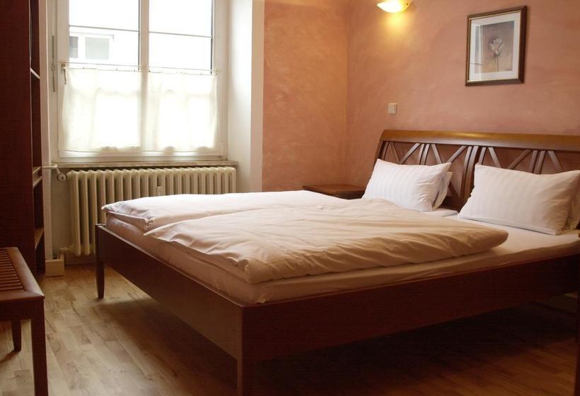 Hotel Restaurant Frankenturm 2