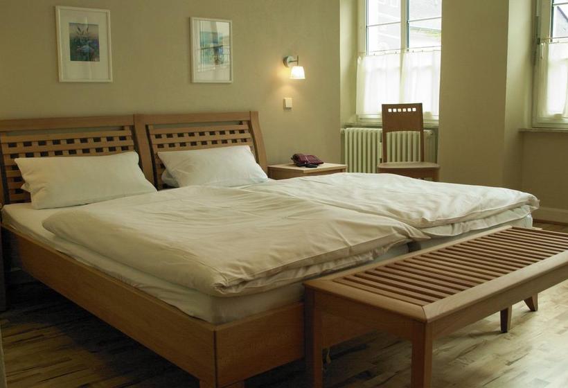 Hotel Restaurant Frankenturm 3