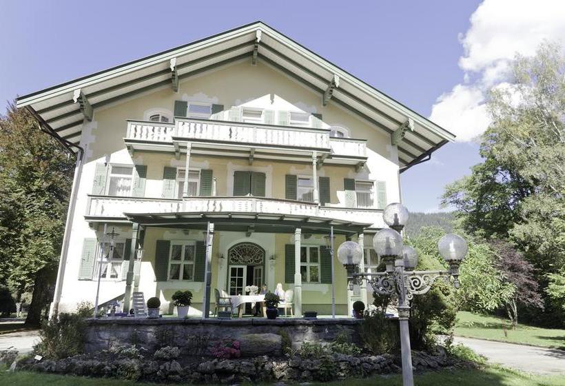 Bed and Breakfast Villa Adolphine