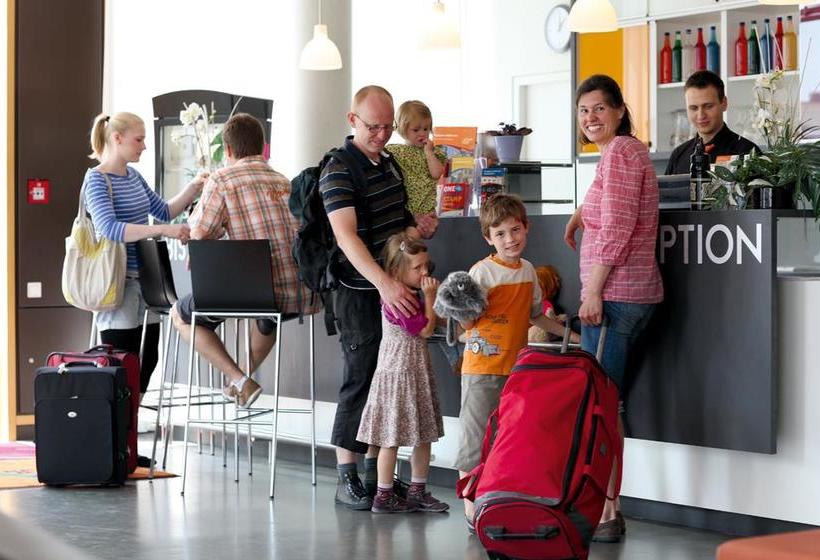 Jugendherberge Stuttgart Neckarpark 12