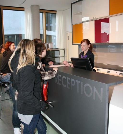 Jugendherberge Stuttgart Neckarpark 8