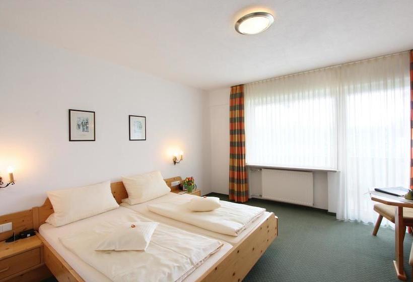 Hotel Wallgauer Hof 11