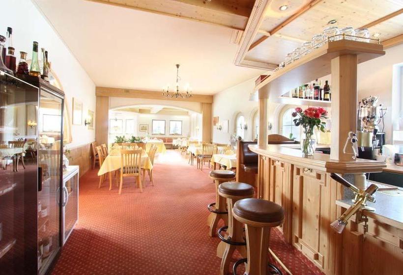 Hotel Wallgauer Hof 12