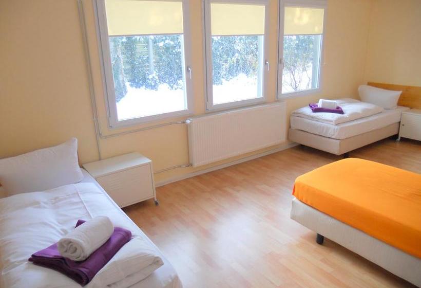 Sanssouci Hostel Potsdam 10