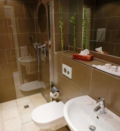 Hotel Xii Apostel Albergo 9