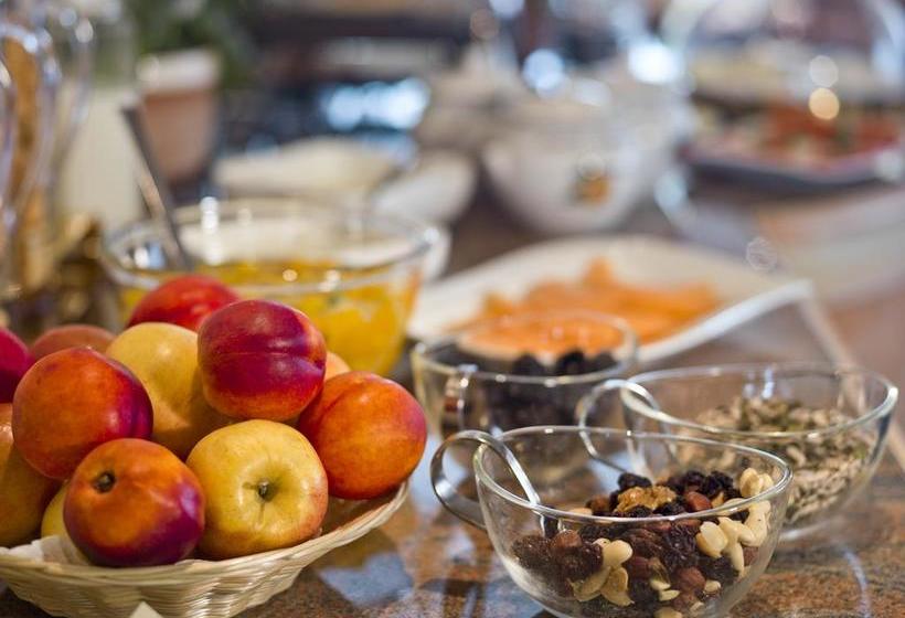 Hotel Reindl Suiten & Appartments 13