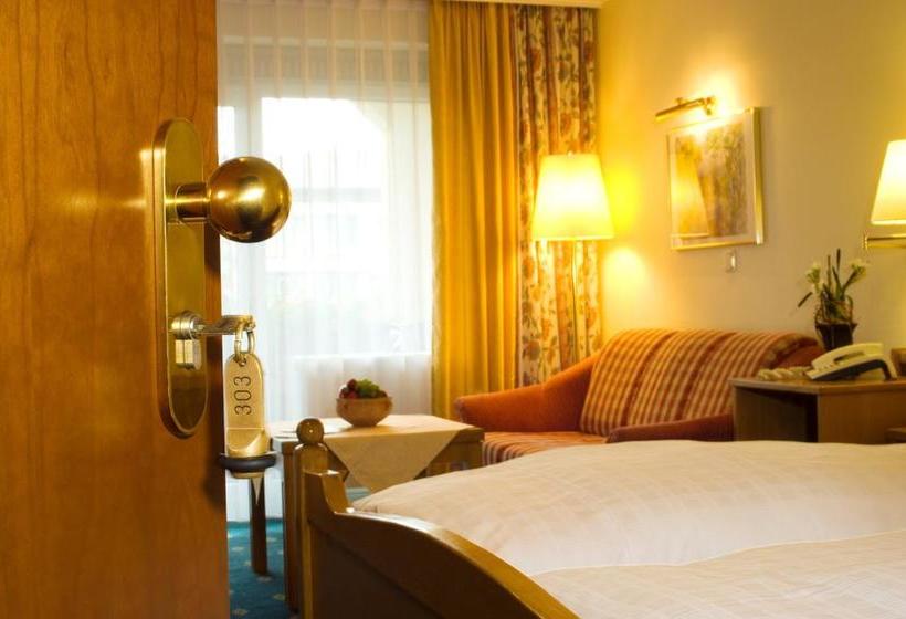 Hotel Reindl Suiten & Appartments 8