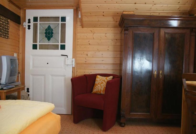 Hotel Apartmenthaus & Pension Antik 1