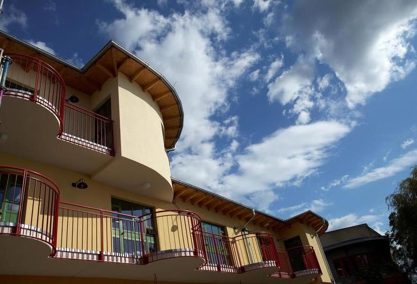 Herberge Seminar Und Gästehaus Flussbad Gartenstrasse 8