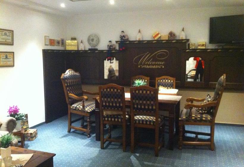 Hotel Das Kleine Altstadt 12