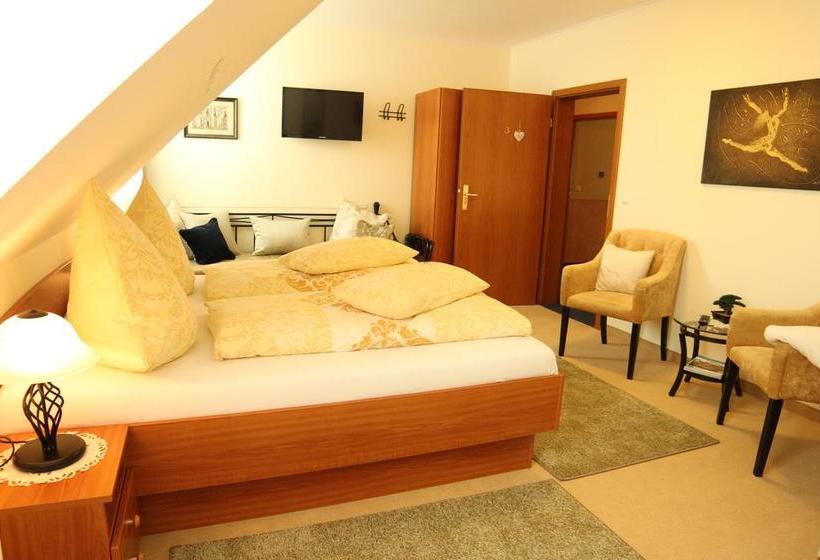 Hotel Das Kleine Altstadt 14