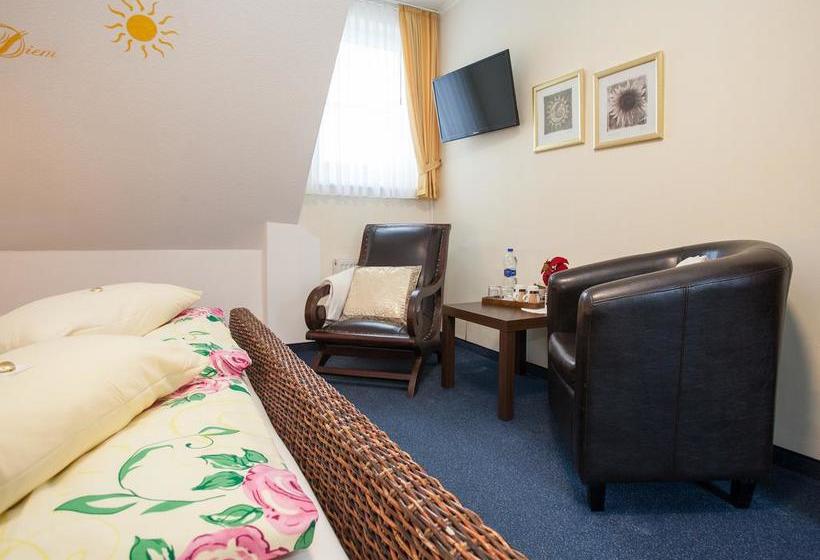 Hotel Das Kleine Altstadt 18