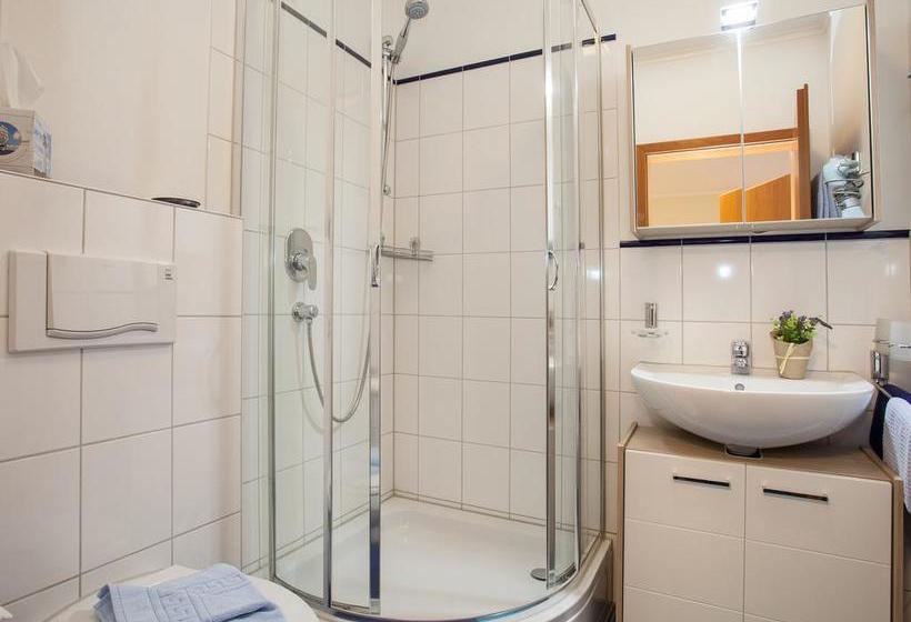 Hotel Das Kleine Altstadt 20