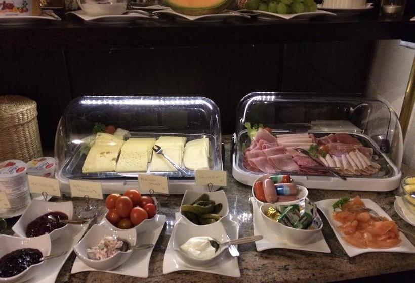 Hotel Das Kleine Altstadt 4