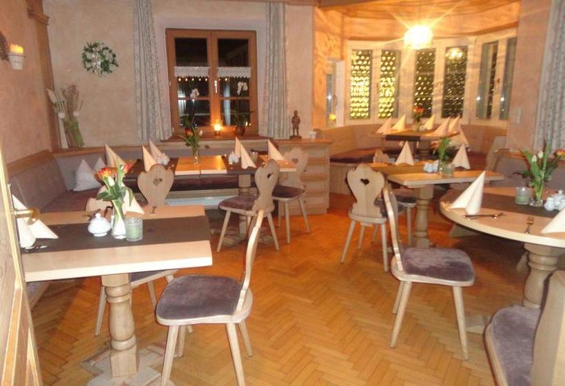 Hotel Landhaus Lenzenhof 1