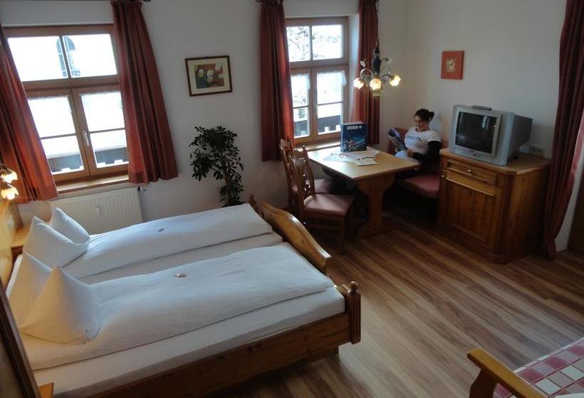 Hotel Landhaus Lenzenhof 11