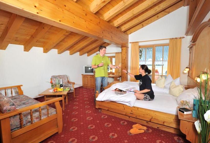 Hotel Landhaus Lenzenhof 12