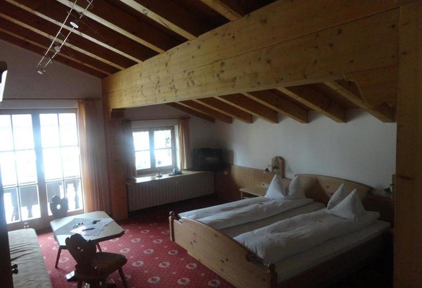 Hotel Landhaus Lenzenhof 13