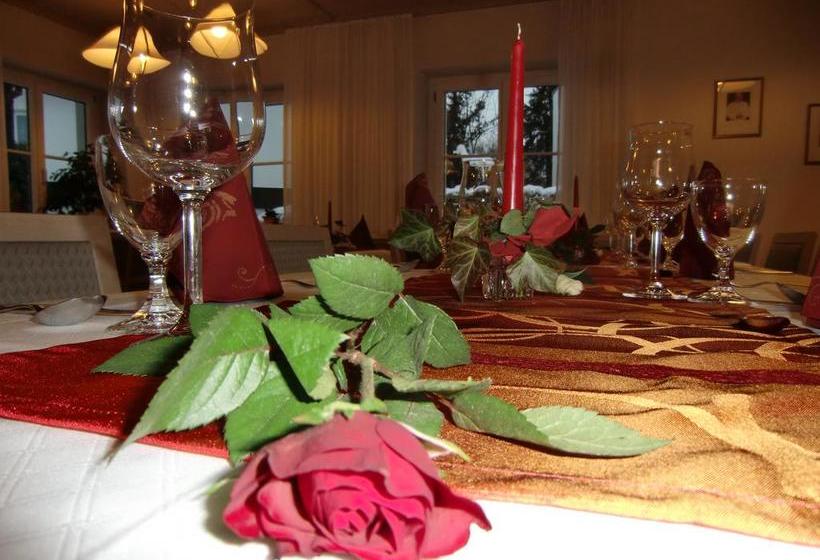 Hotel Gästehaus Sankt Ulrich 8