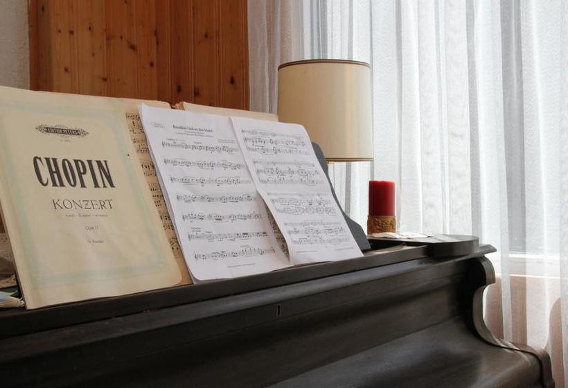 Bed & Breakfast Romanticpension Albrecht Since 1901 5