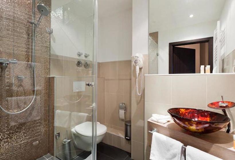 Hotel Metropolrooms 10