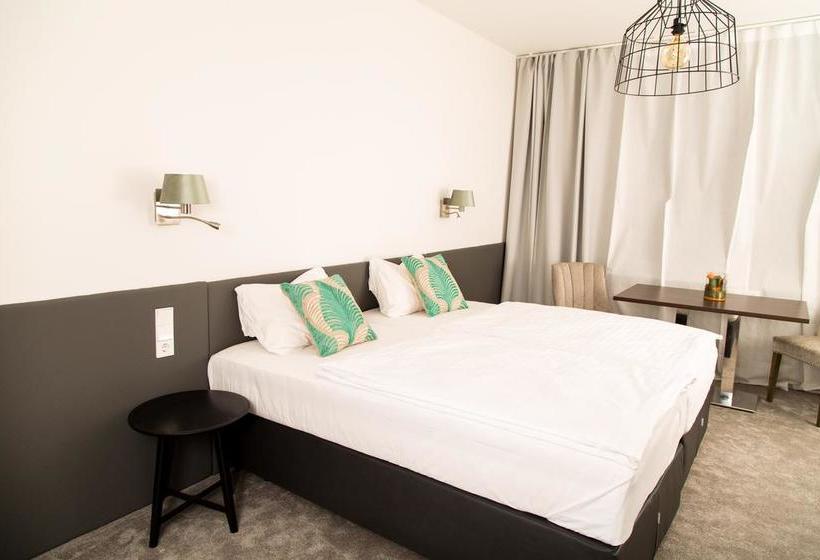 Hotel Metropolrooms 16